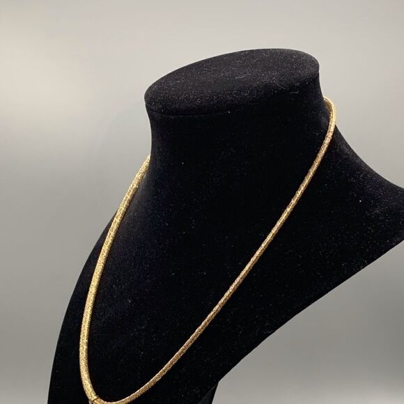 14k gold mesh necklace and Egyptian Cross - Picture 10 of 11